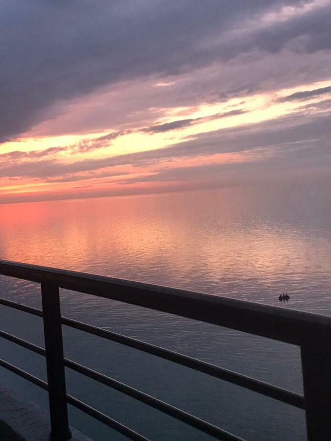 Black See Apartment Kobuleti ภายนอก รูปภาพ