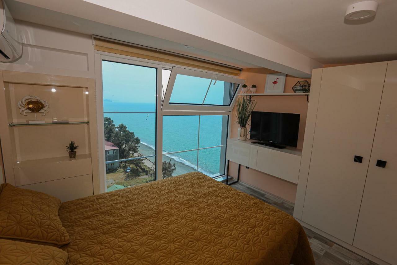 Black See Apartment Kobuleti ภายนอก รูปภาพ